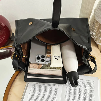 Large Capacity Oil Wax Leather Crossbody Messenger Bag