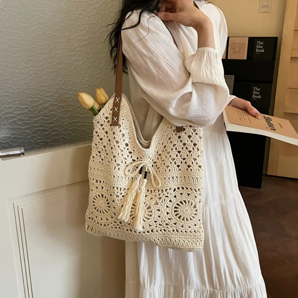 Women's Crochet Tote Bag – Boho Beach Shoulder Bag with Tassel