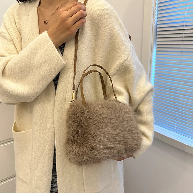 Faux Fur Tote Bag for Women – Plush Bucket Handbag with Crossbody Strap