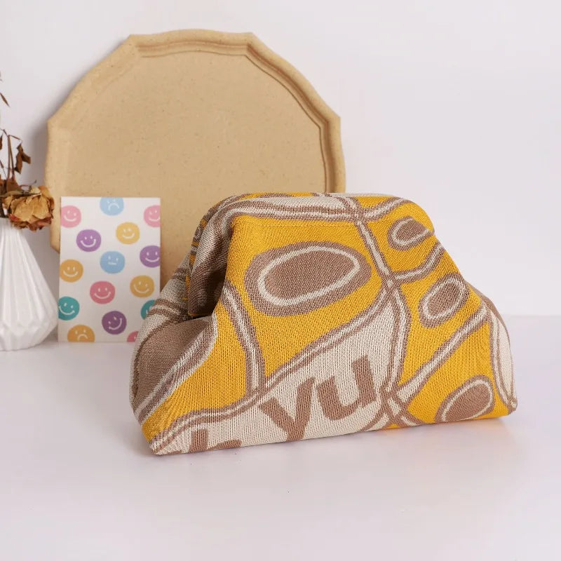 Trendy Knitted Clip Bag Versatile Large Capacity Suitable Storage Bags High-End Pattern Clutch Love