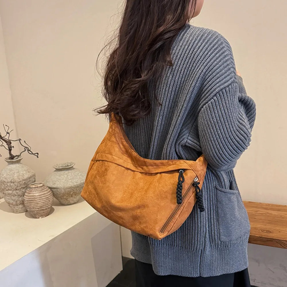 Retro Hobo Bag for Women – Large Capacity Soft Shoulder Handbag