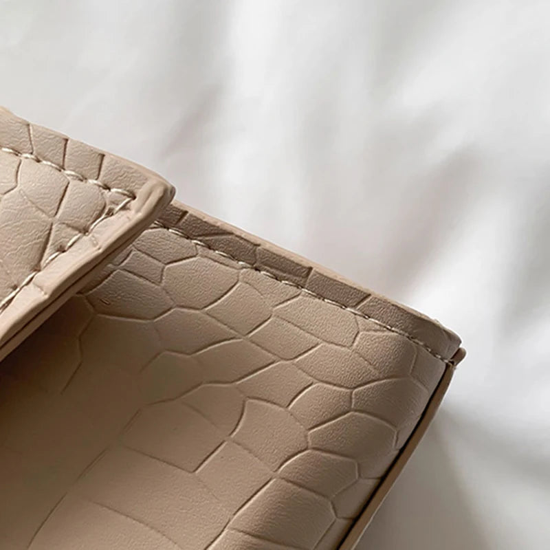 Crocodile Pattern Shoulder Bag – Women's Retro Flap Crossbody Purse