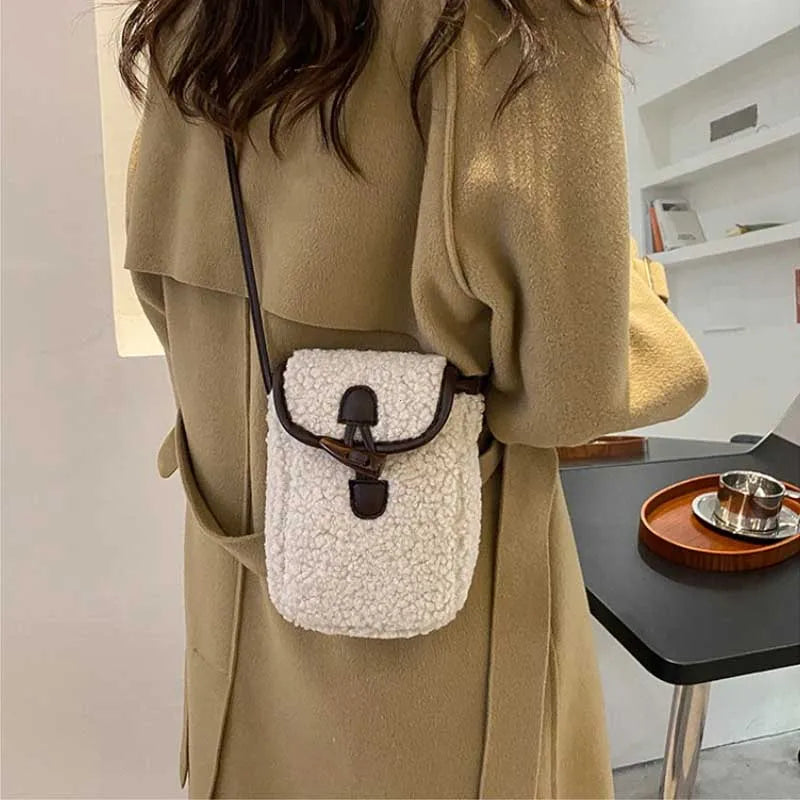 Faux Fur Plush Phone Bag – Women's Mini Crossbody Purse