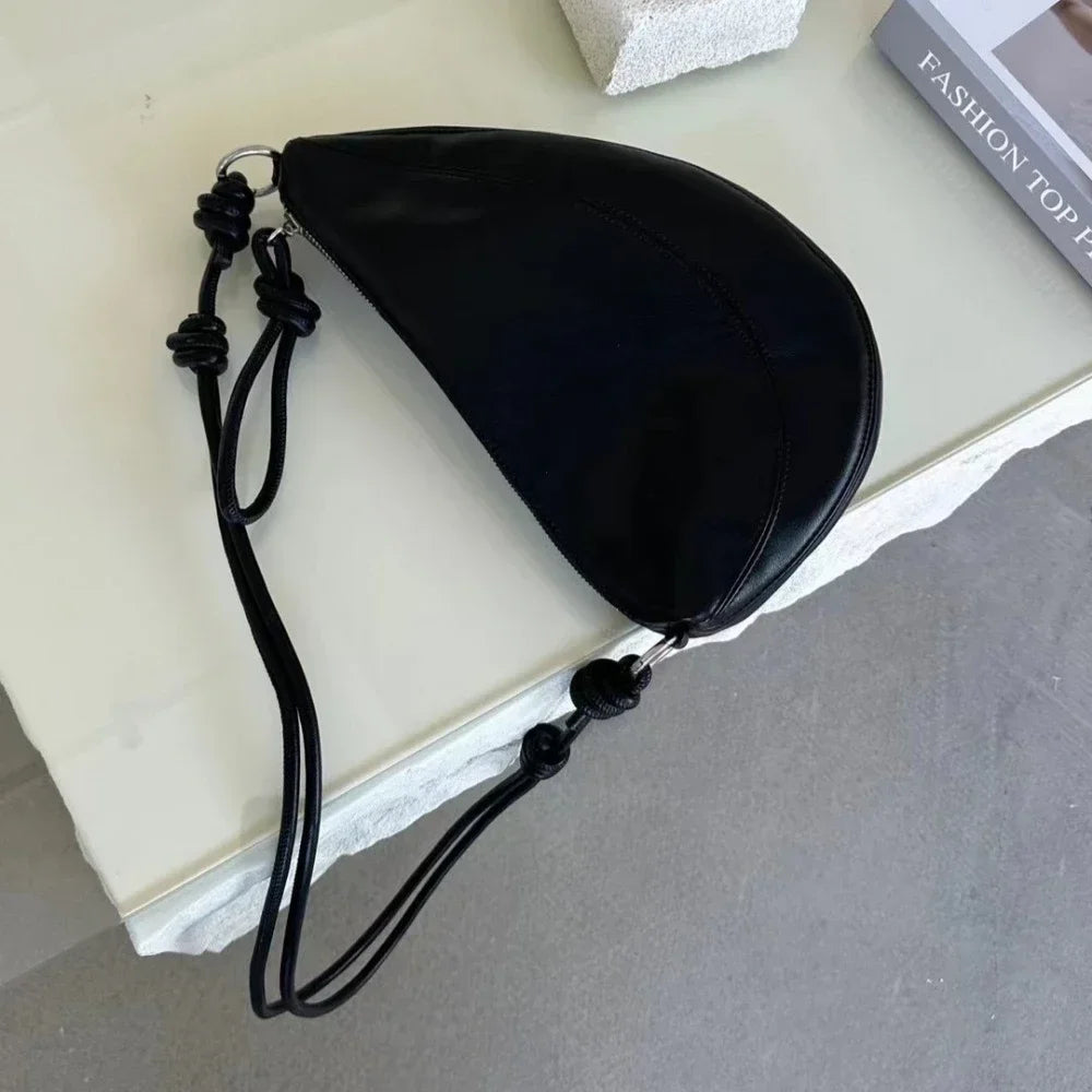 Crescent Shoulder Bag for Women – Retro Luxury Underarm Handbag