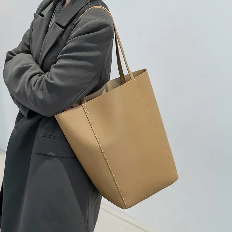 Genuine Leather Bucket Tote Bag for Women – Minimalist Large Capacity Shoulder Bag