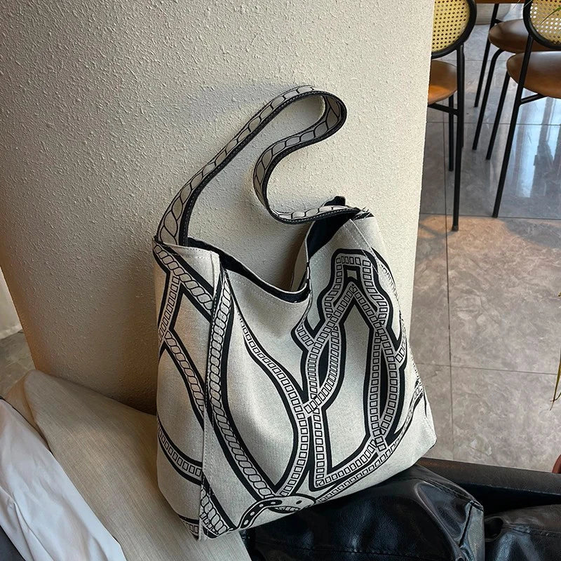 Retro Casual Tote Bag Fashionable Design Canvas Style Printed Shoulder Large Capacity Contrasting
