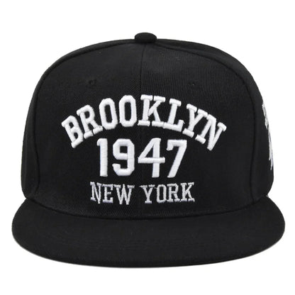 Embroidered Snapback Baseball Cap – Adjustable Hip Hop Hat for Men & Women