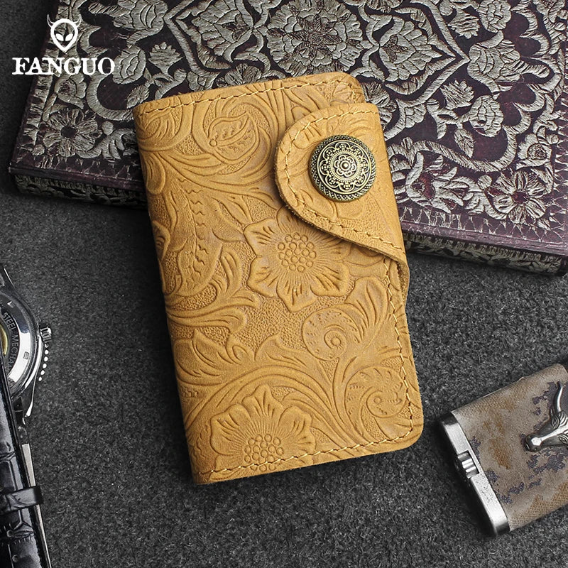 Vintage Leather Key Wallet for Men – Crocodile Pattern with Lion Clasp