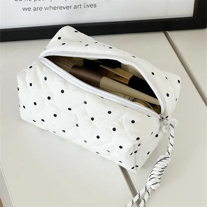 Quilted Dot Cosmetic Bag – Portable Makeup Pouch for Lipstick & Brushes
