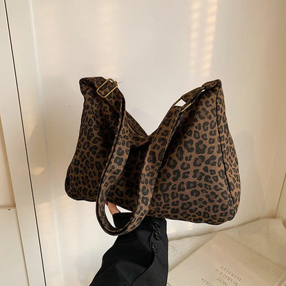 Leopard Print Shoulder Bag for Women – Lightweight High-Capacity Crossbody Tote