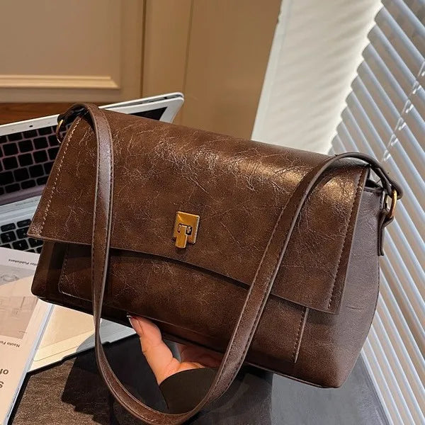 Retro High-Value Single Shoulder Armpit Bag Women S Winter Messenger Niche Commuter Small Square