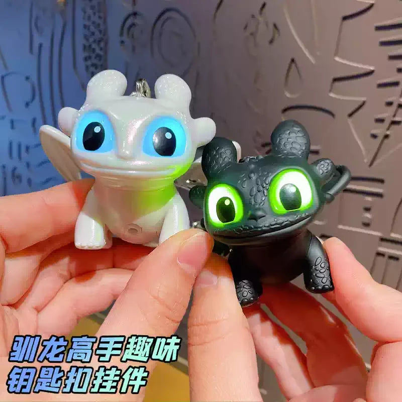 Toothless Dragon Keychain – Movable Wings & Glowing Eyes