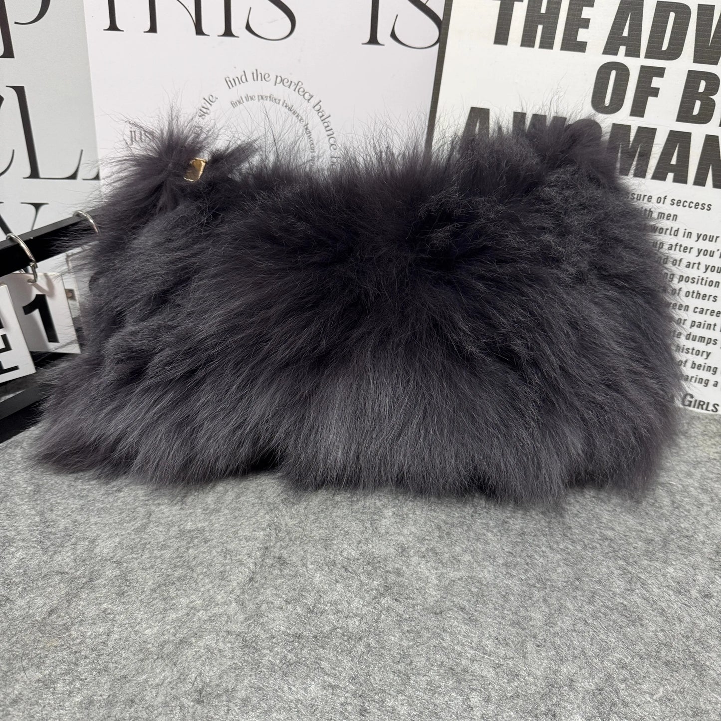 Real Fox Fur Woman Ladies Crossbody Bags Designer Luxury Handbags Women Handbag Shoulder Bag Fuzzy