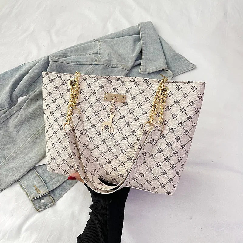 Large Capacity Women's Tote Shoulder Bag with Chain Strap