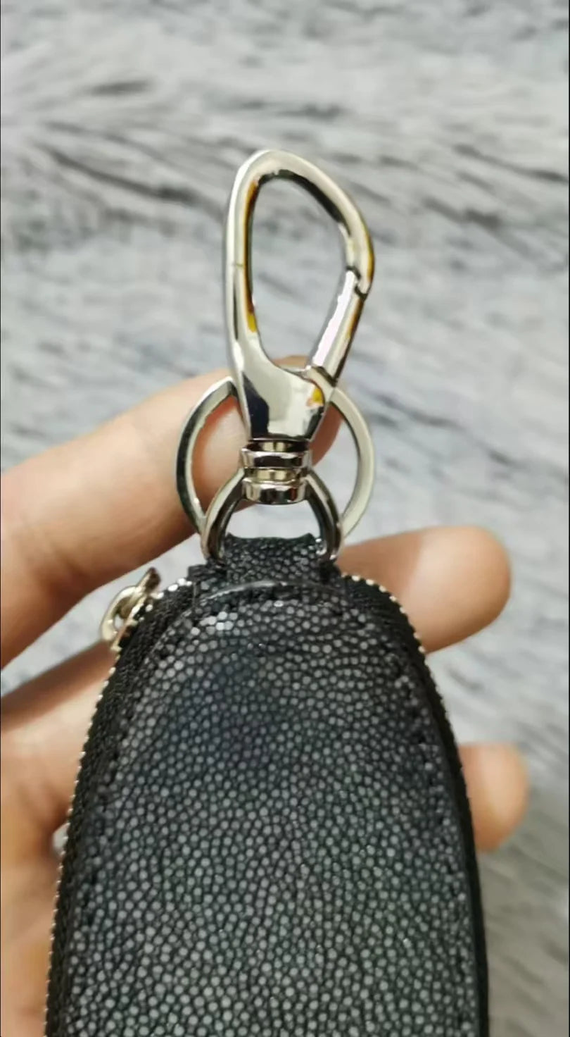 Stingray Leather Car Key Holder for Men – Luxury Zipper Key Bag