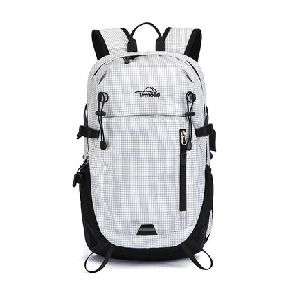 Lightweight Outdoor Backpack – Reflective Strip & Rescue Whistle