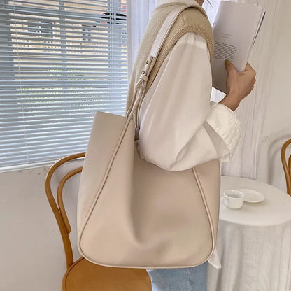 Large Leather Tote Bag for Women – Minimalist Shoulder Handbag