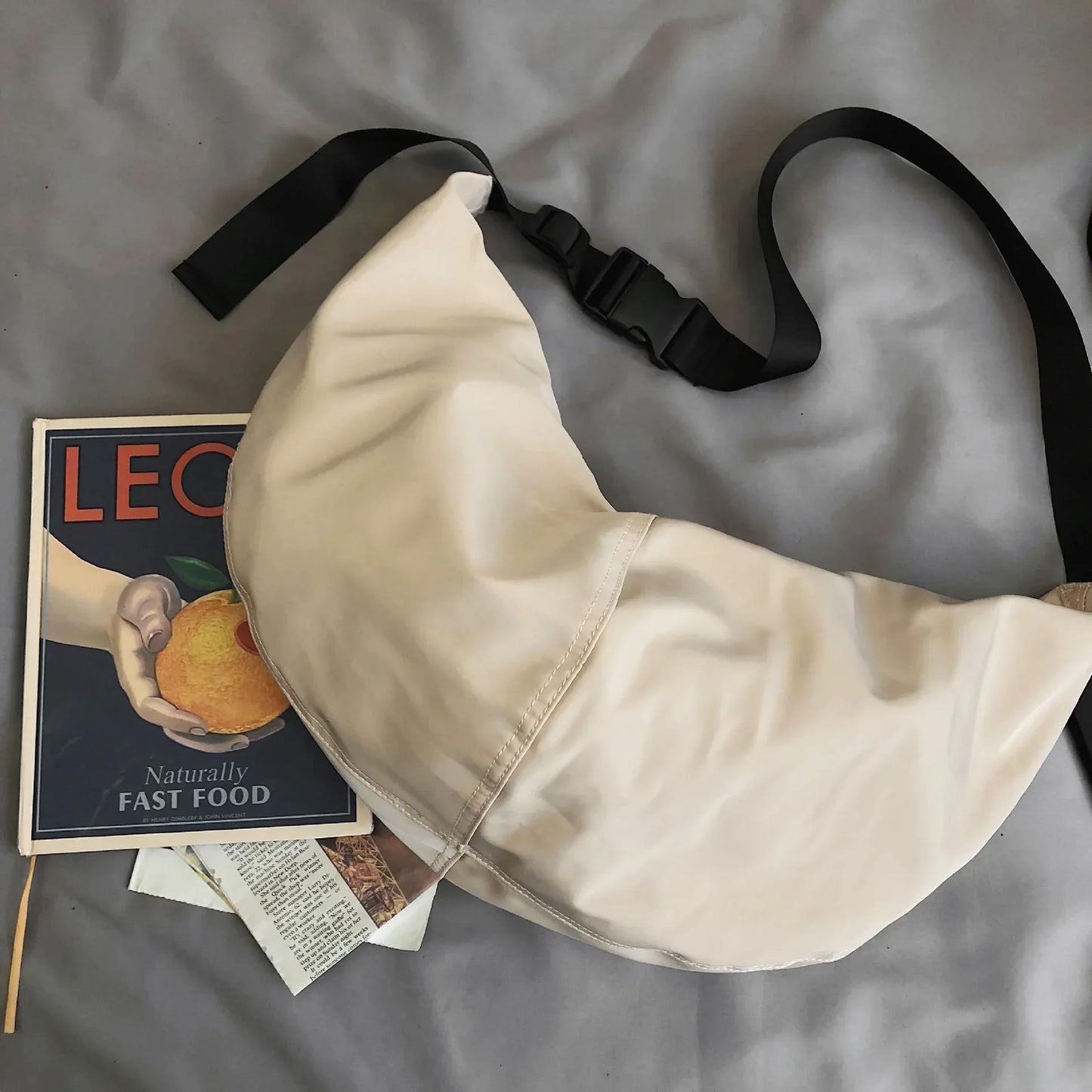Nylon Crossbody Hobo Bag – Unisex Large Capacity