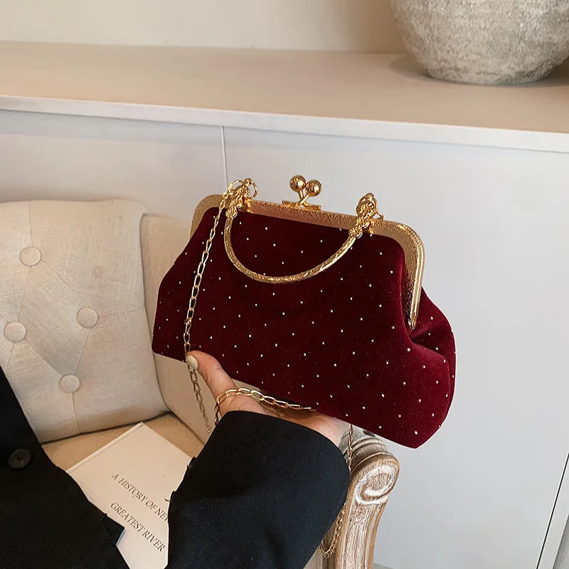Evening Clutch Purse – Vintage Kiss-Lock Chain Bag for Women