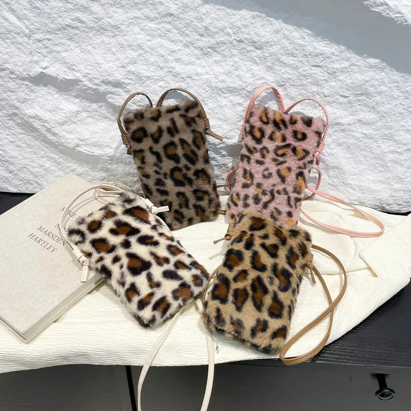 Leopard Print Fluffy Shoulder Bag – Women's Underarm Clutch