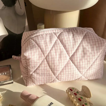 Quilted Checkered Makeup Bag – Large Capacity Cotton Cosmetic Pouch