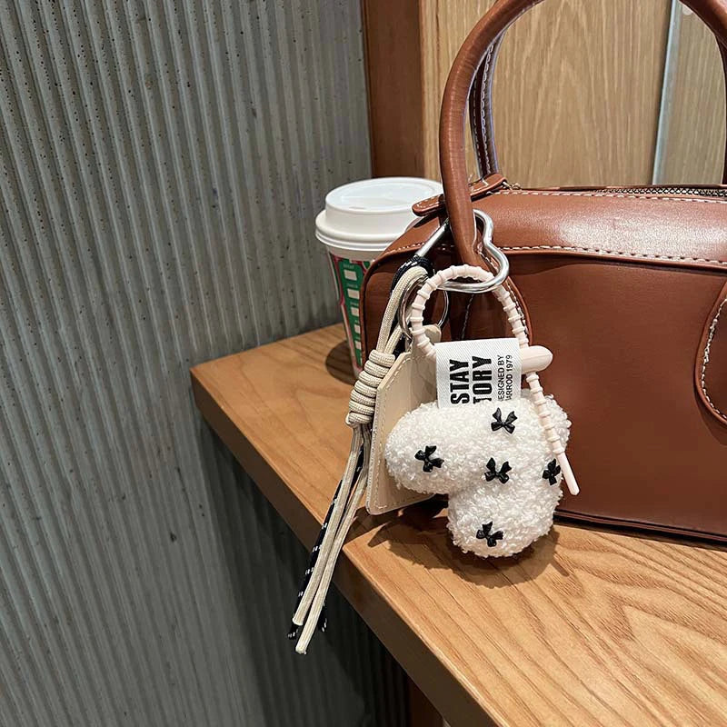 Plush Heart Keychain with Braided Rope – Cute Fluffy Pendant