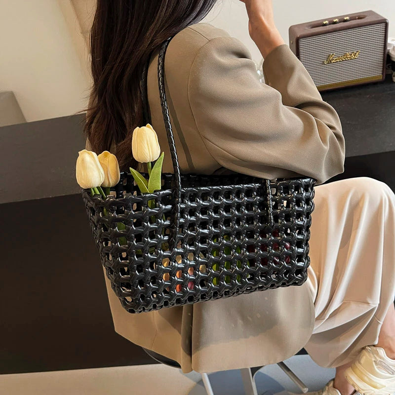 Moods Underarm Basket Shoulder Bags Women Summer Latest Beach Tote Bag Woven Design Plastic