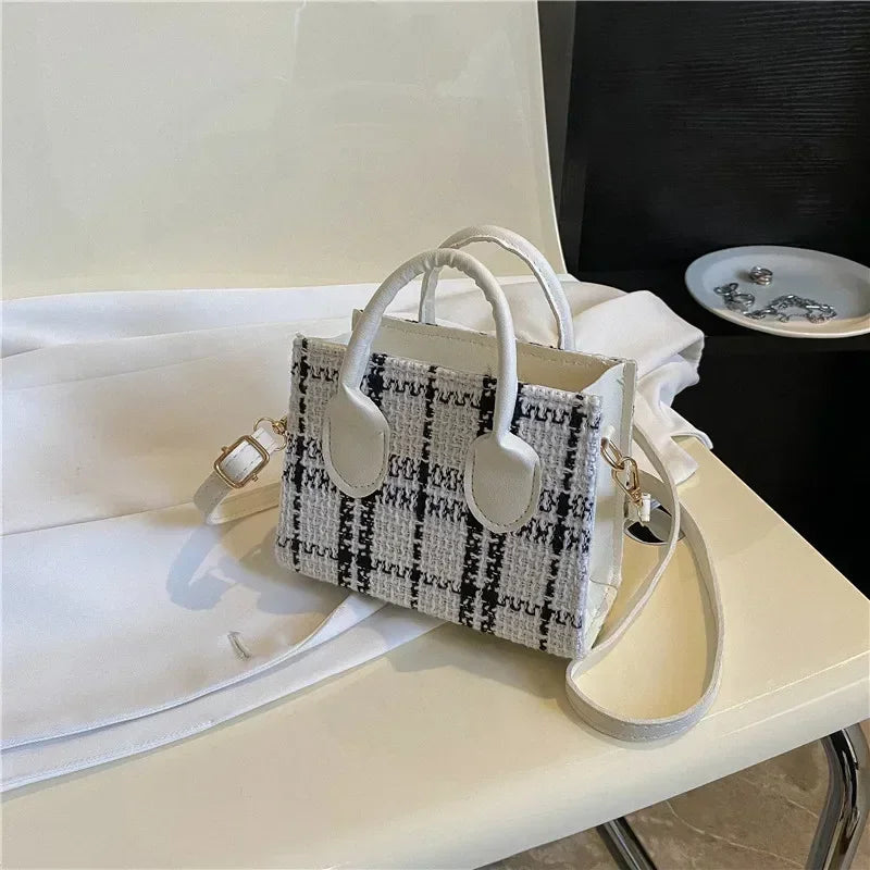 Mini Check Pattern Crossbody Bag – Lightweight Women's Shoulder Handbag