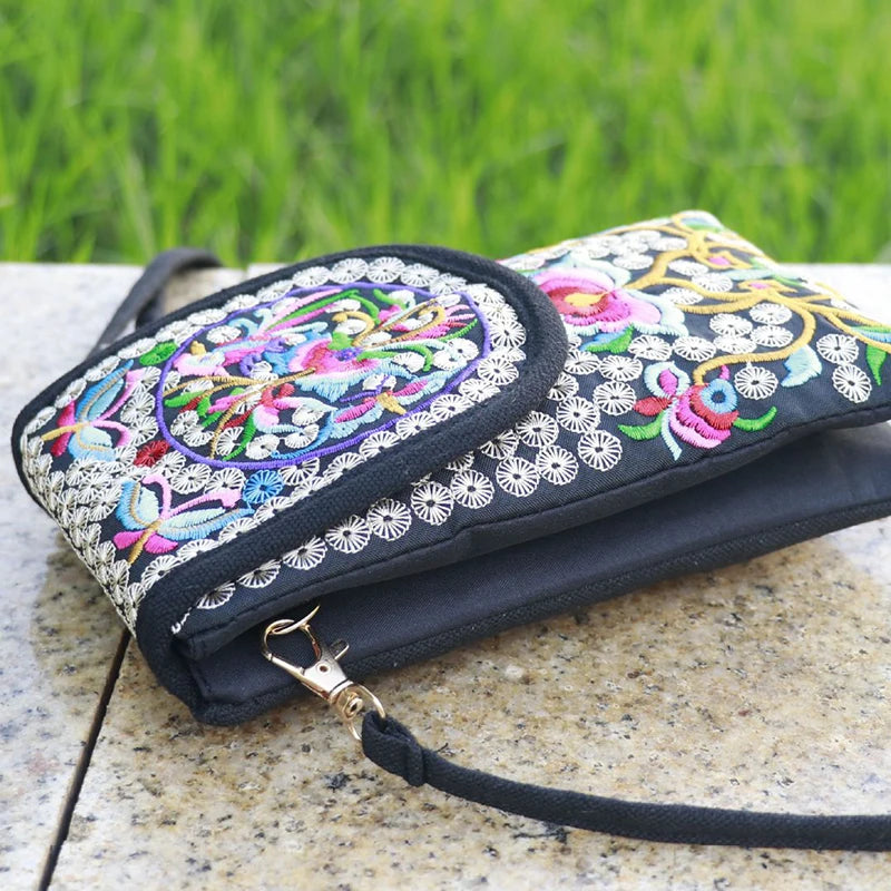 Embroidered Boho Crossbody Phone Bag for Women – Canvas Mini Shoulder Bag