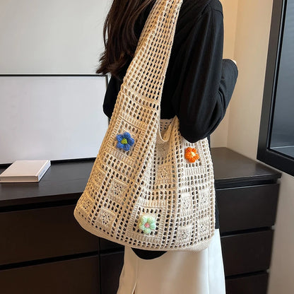 Knitted Tote Bag for Women – Flower Detail Summer Beach Bag