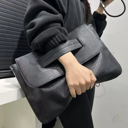 Designer Female Large Capacity Crocodile Snake Pattern Pouch Bag