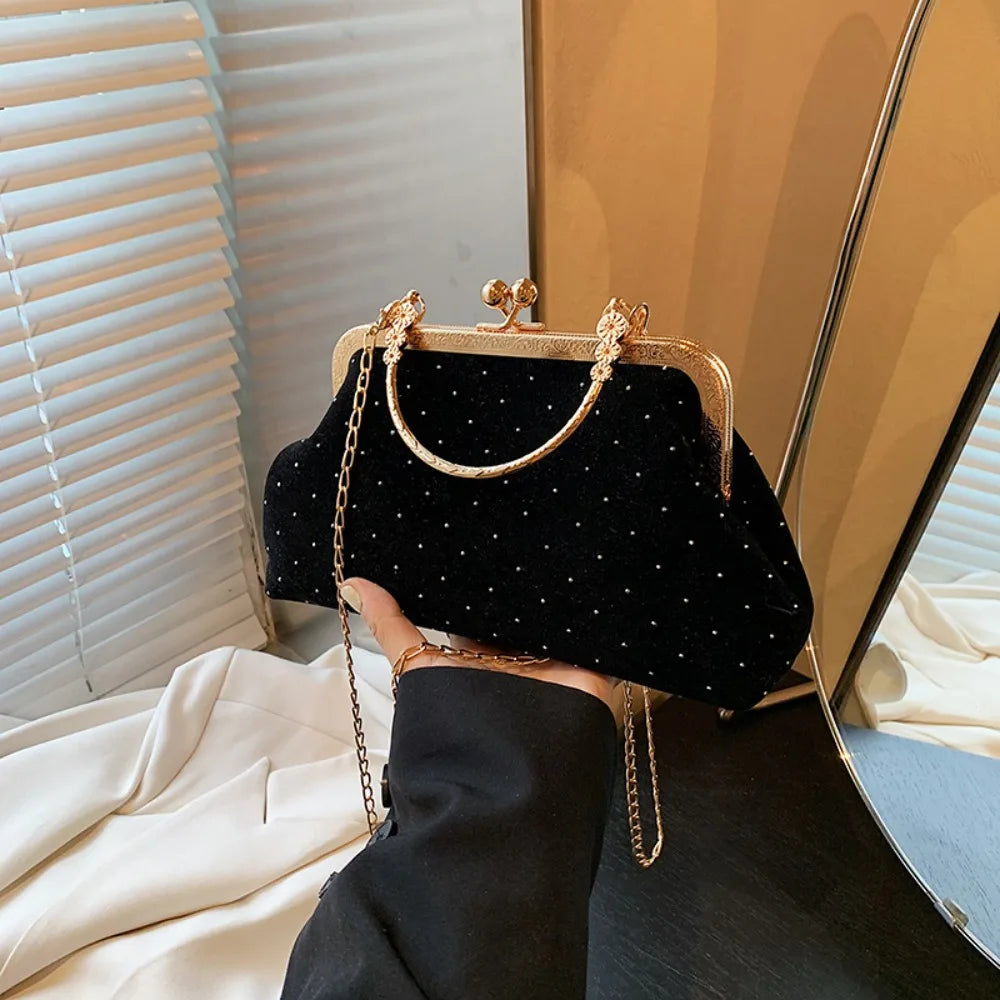 Evening Clutch Purse – Vintage Kiss-Lock Chain Bag for Women