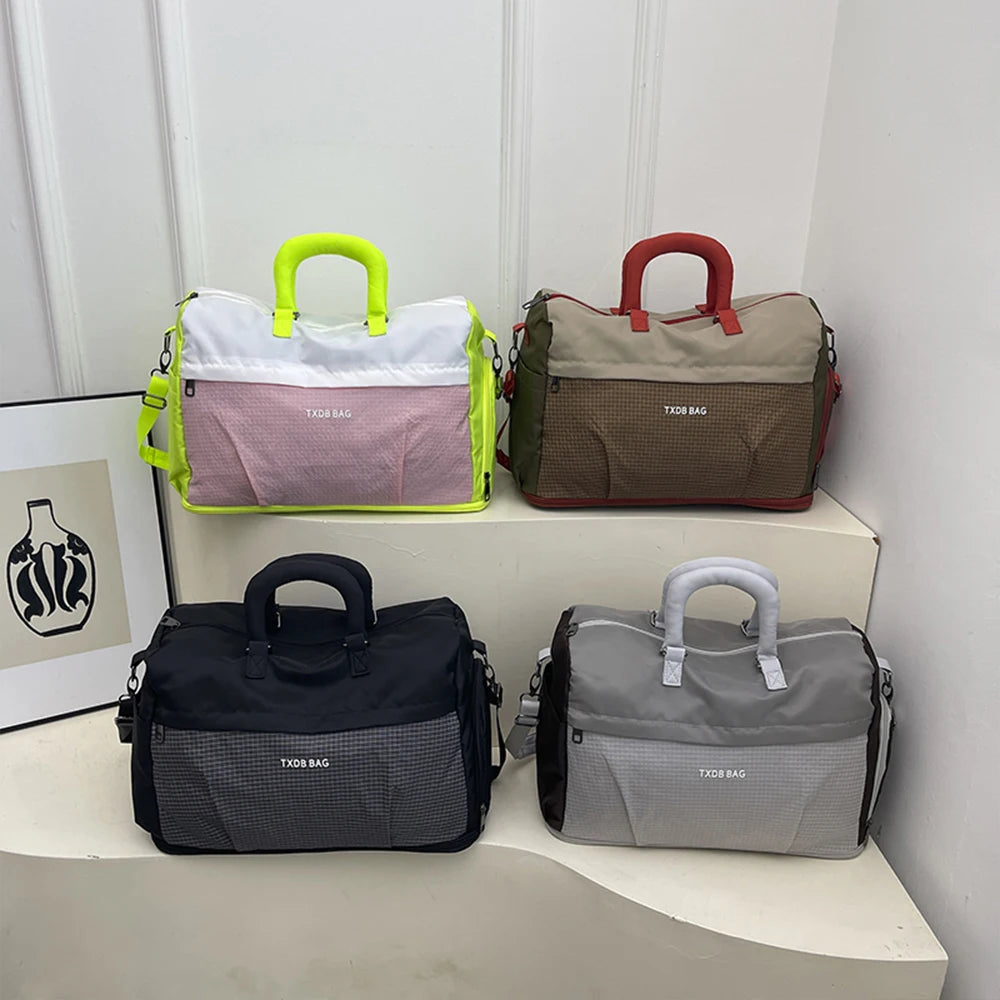 Expandable Travel Duffle Bag with Detachable Shoulder Strap