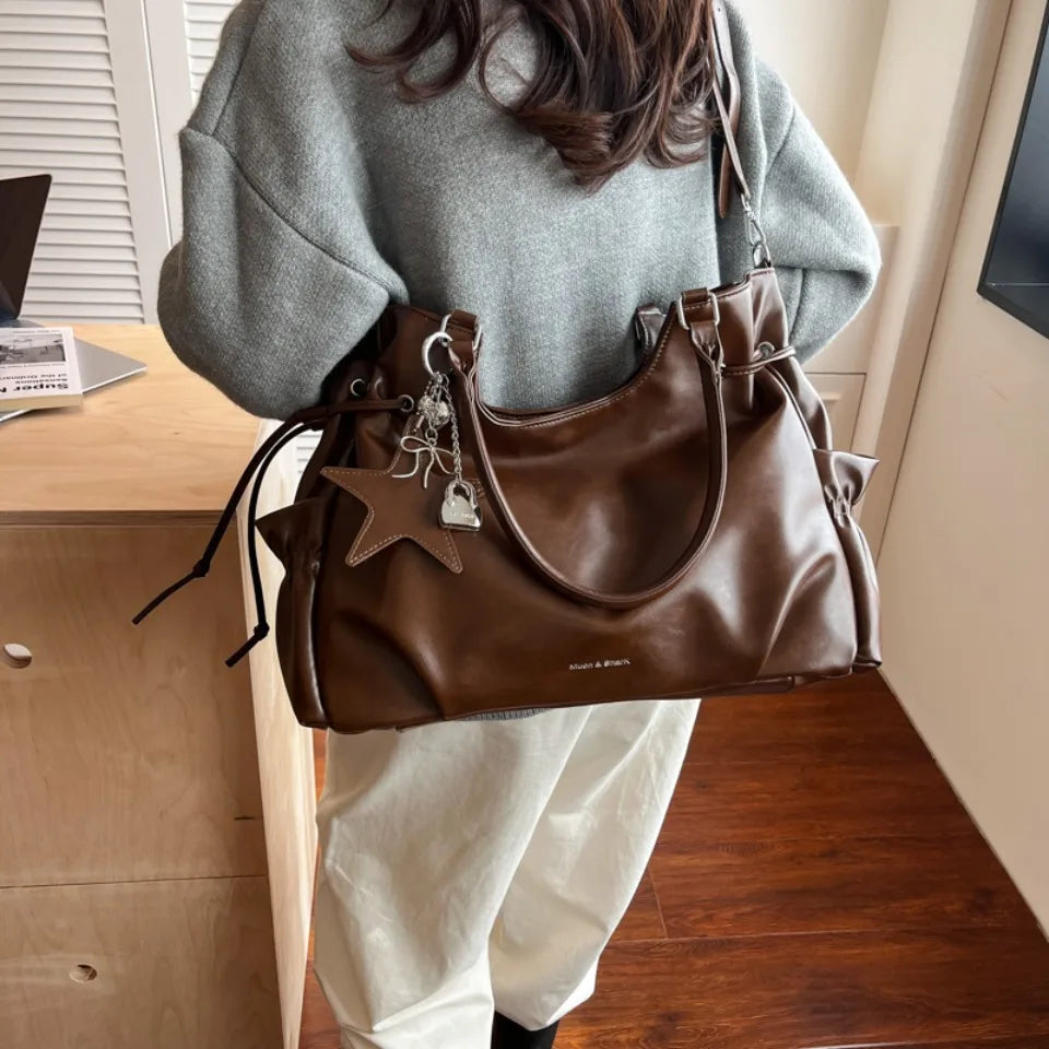 Oil-Wax Leather Tote Bag – Large Capacity Laptop Handbag