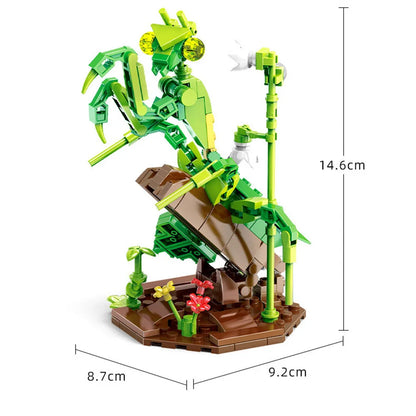 Praying Mantis Building Blocks Set – Insect Nature Diorama Toy