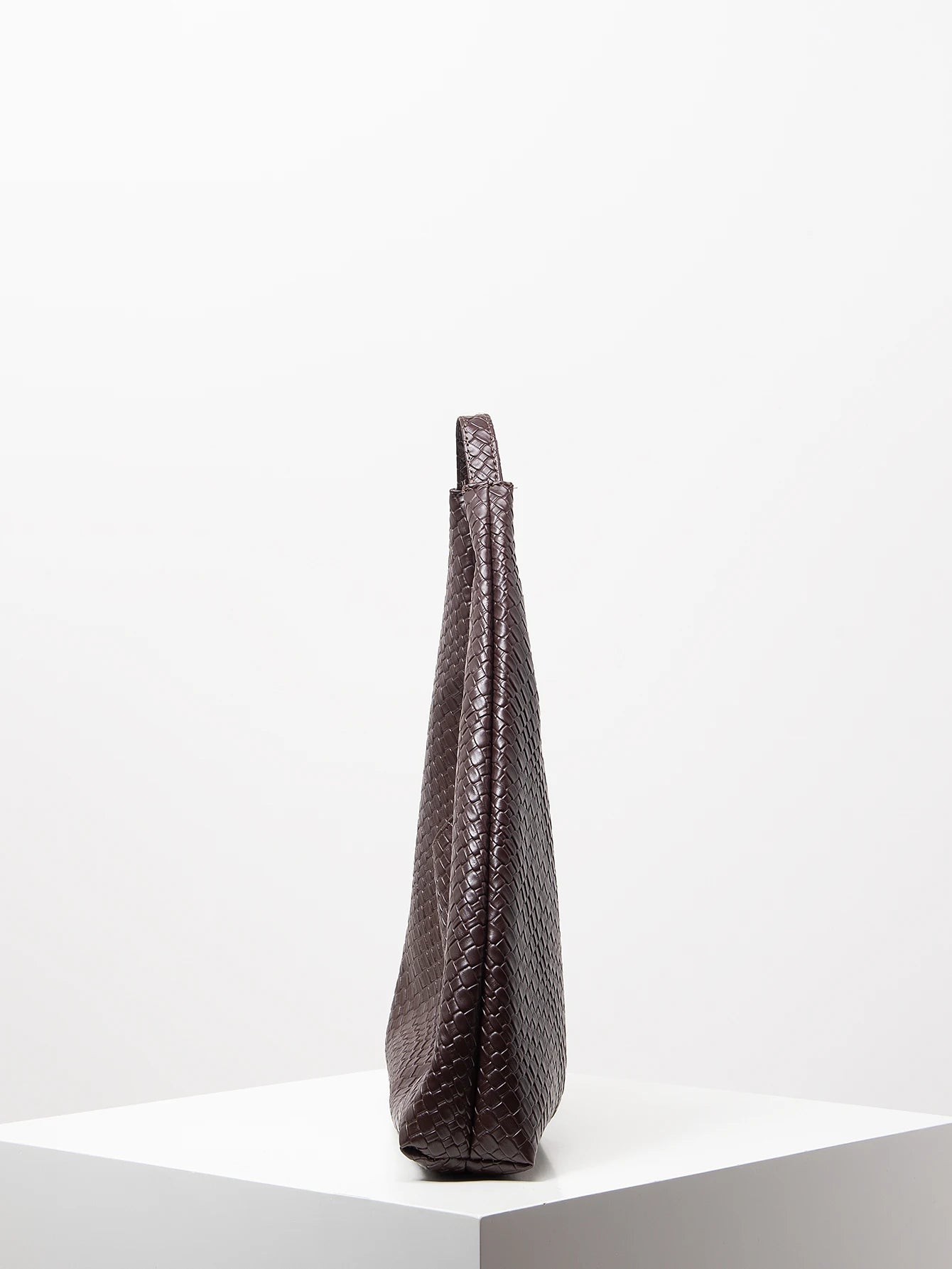 Woven Hobo Shoulder Bag – Minimalist Retro Tote for Women
