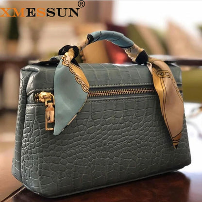 Exotic Embossed Leather Makeup Clutch Bag – Luxury Women's Handbag